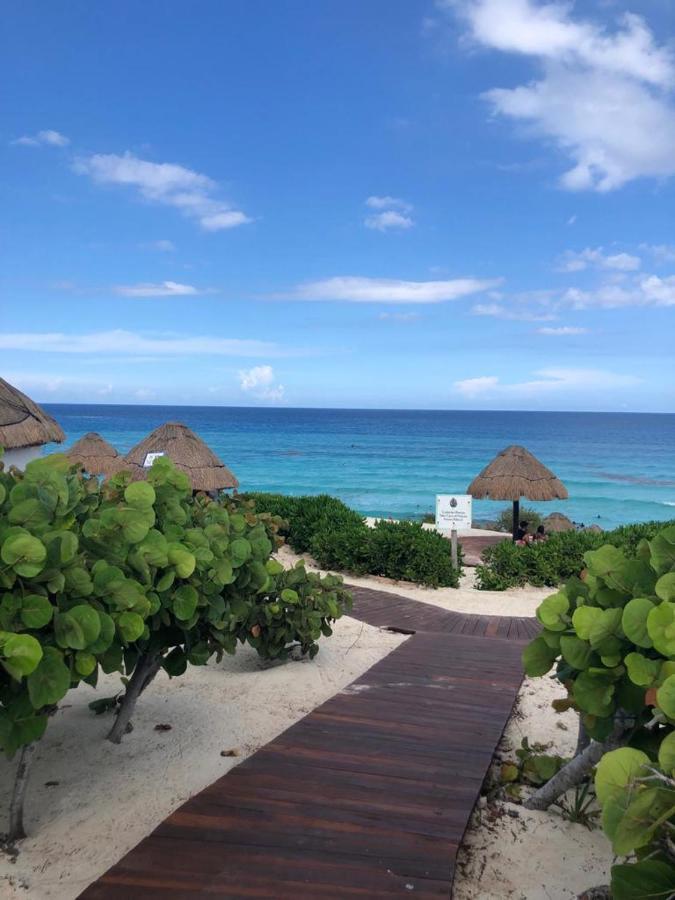 777 Lenderman Hostal 777 Cancún Buitenkant foto