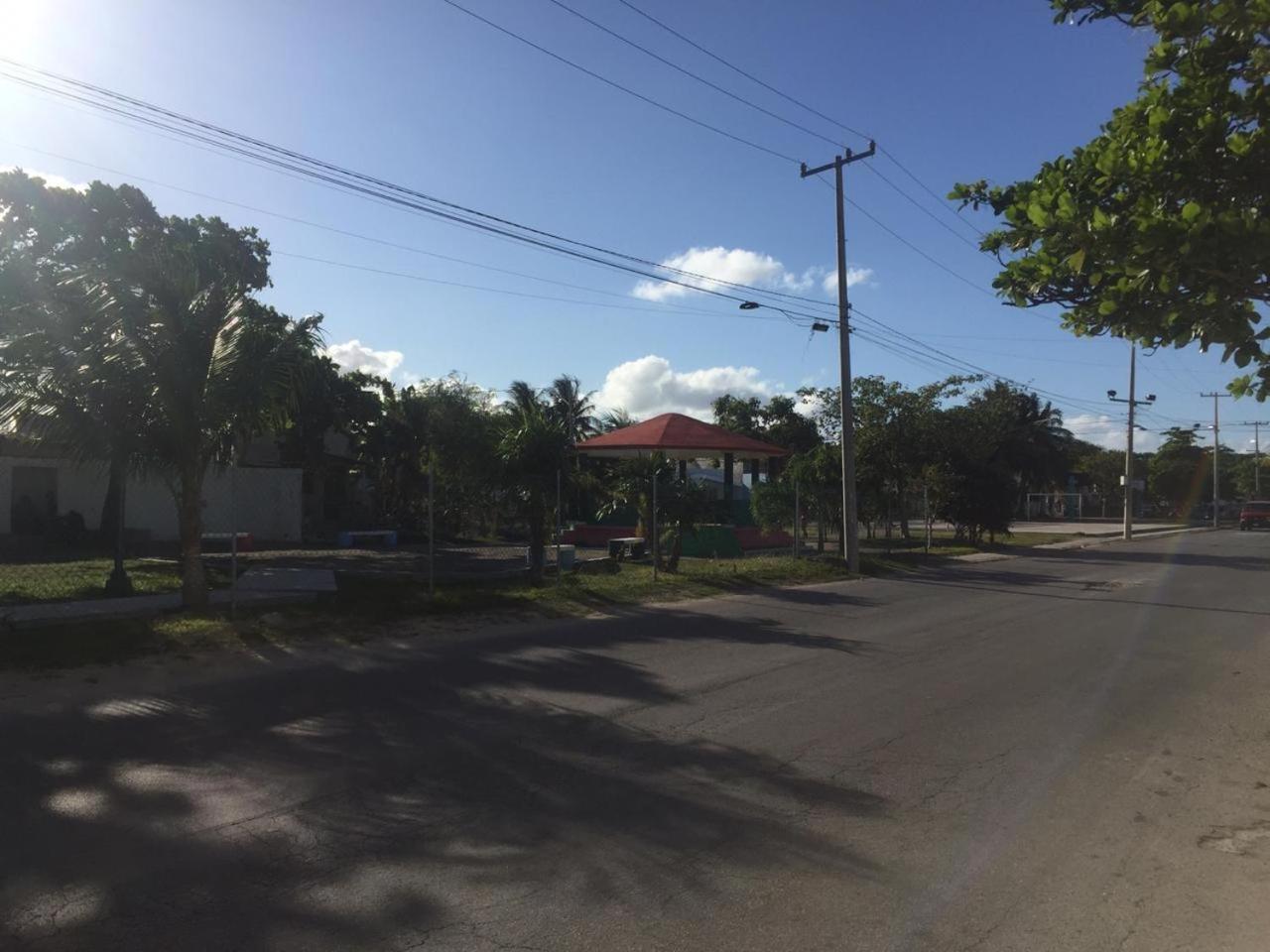 777 Lenderman Hostal 777 Cancún Buitenkant foto